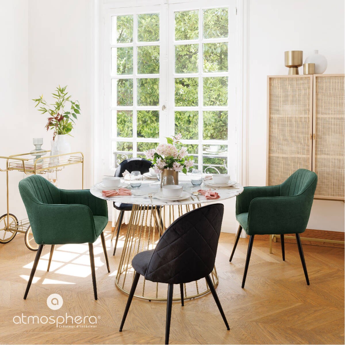 Fotel welurowy VISOCA