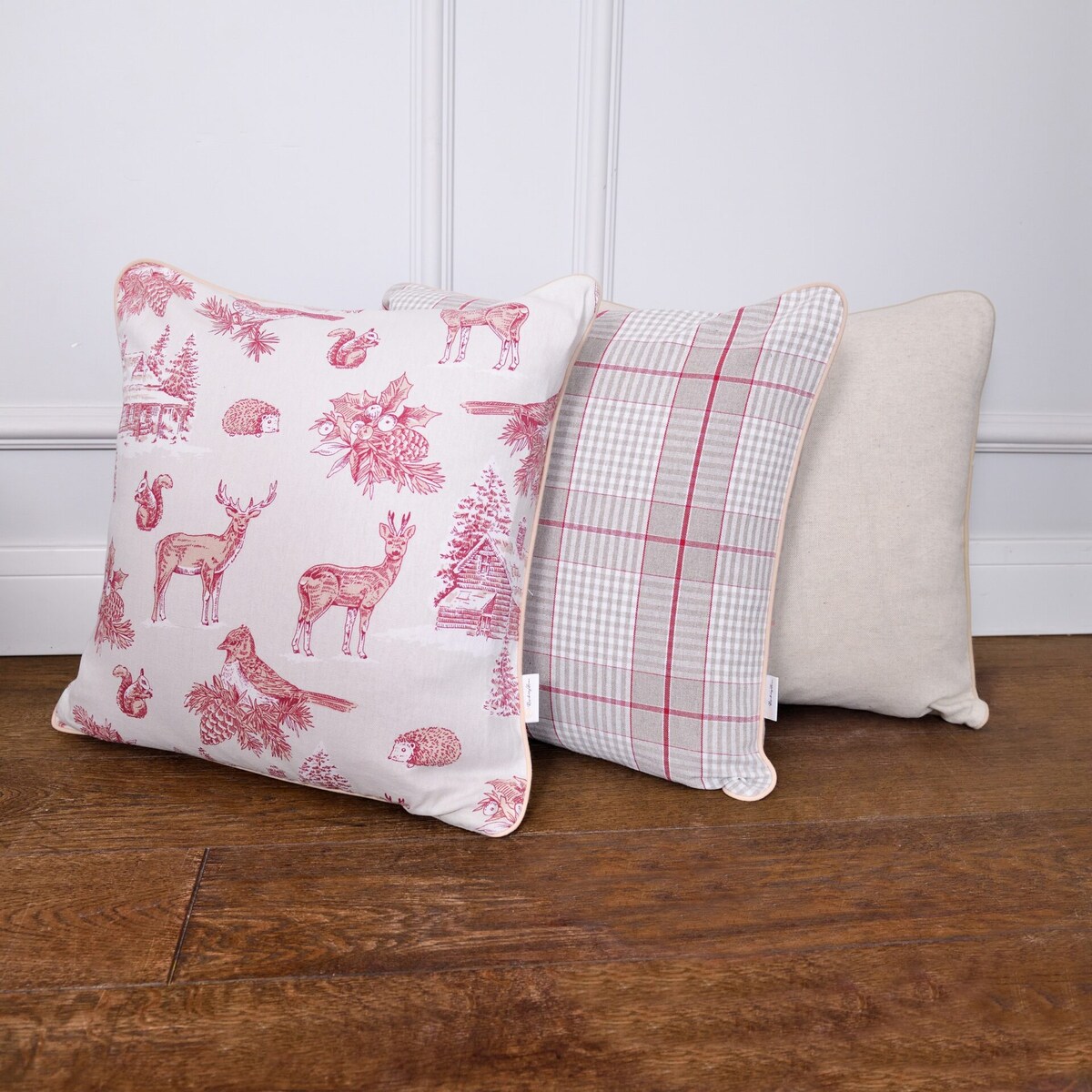 Poszewka dekoracyjna w stylu francuskim Toile de Jouy Red Forest – 60 × 40 cm