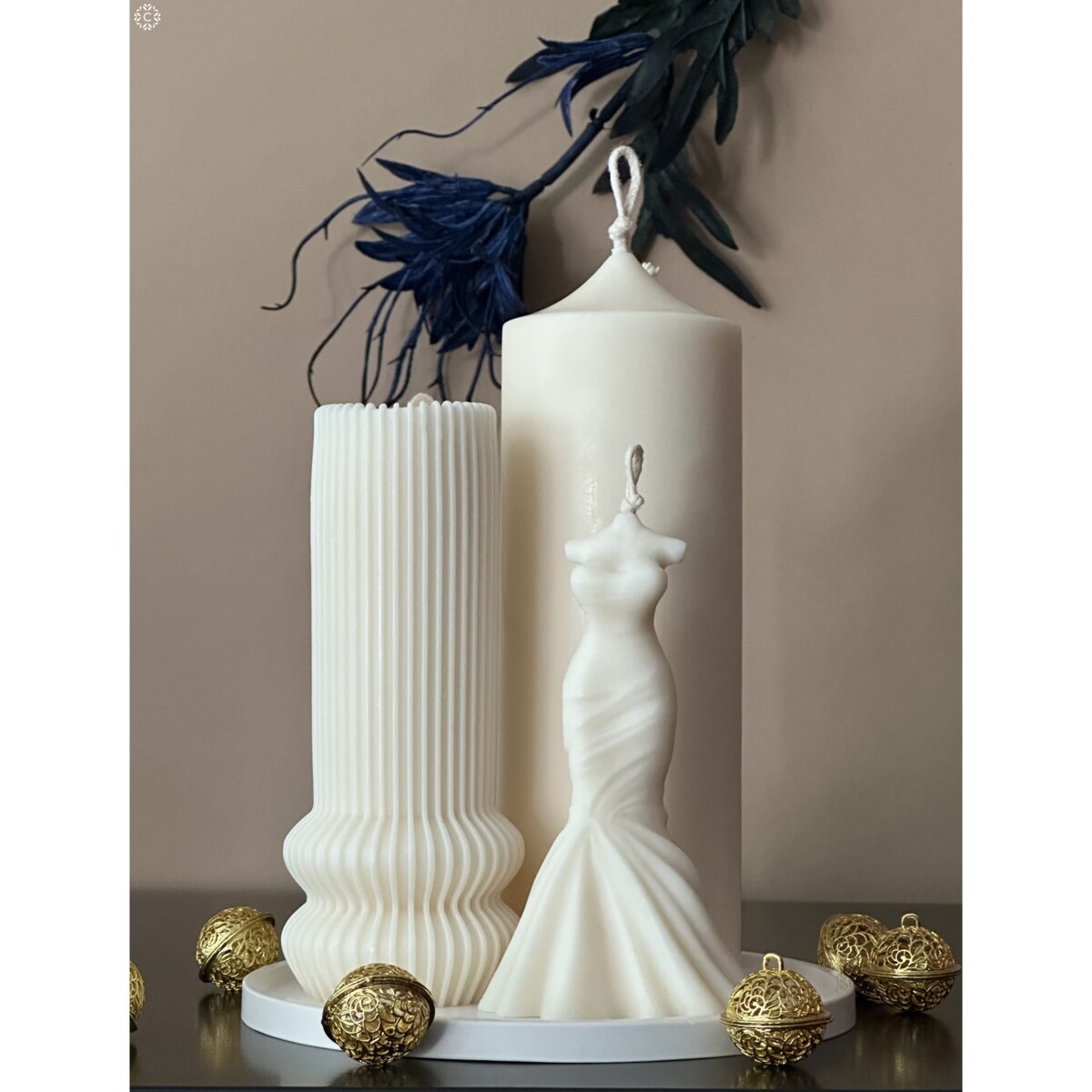 Świeca sojowa ozdobna Valery - suknia ślubna