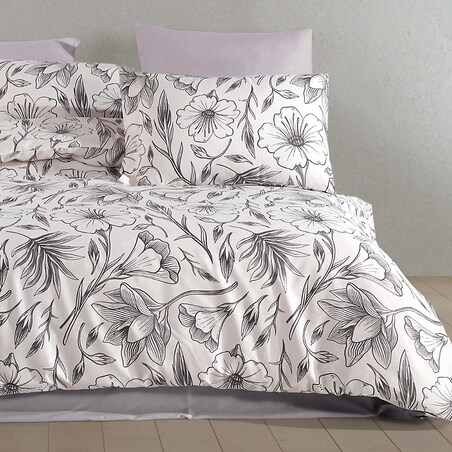Pościel satyna bawełniana 200x220 Exclusive Carina biała w czarne konturowe kwiaty i liście