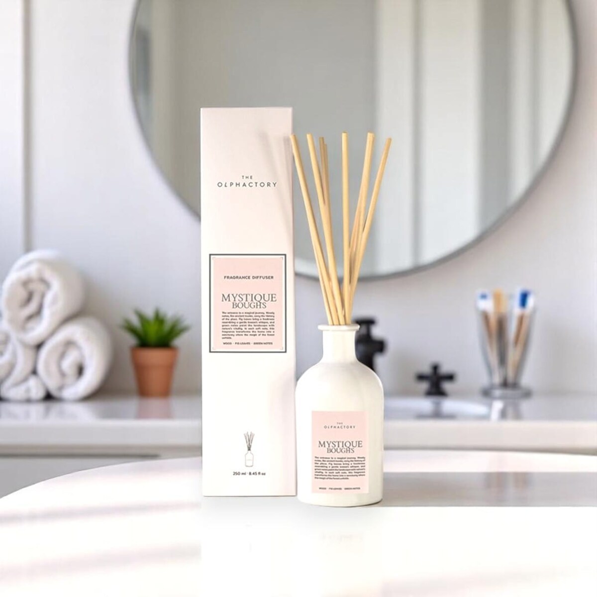 Dyfuzor zapachowy 250 ml, MYSTIQUE BOUGHTS, White Insignia
