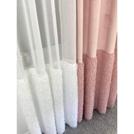 zasłona welurowa z piórami "feather glam" 140x250 cm brudny róż