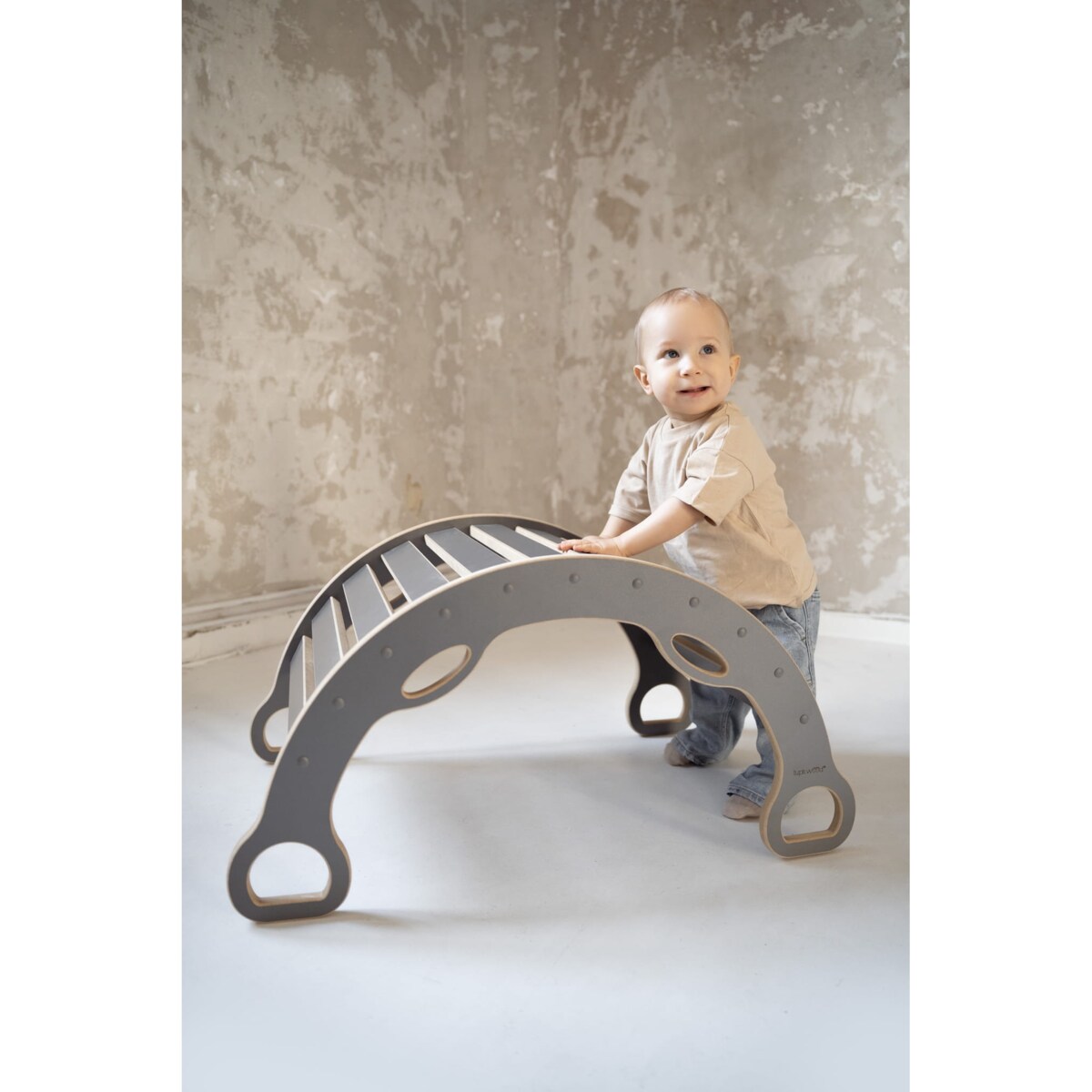 MAŁY bujak montessori z uchwytami - szary