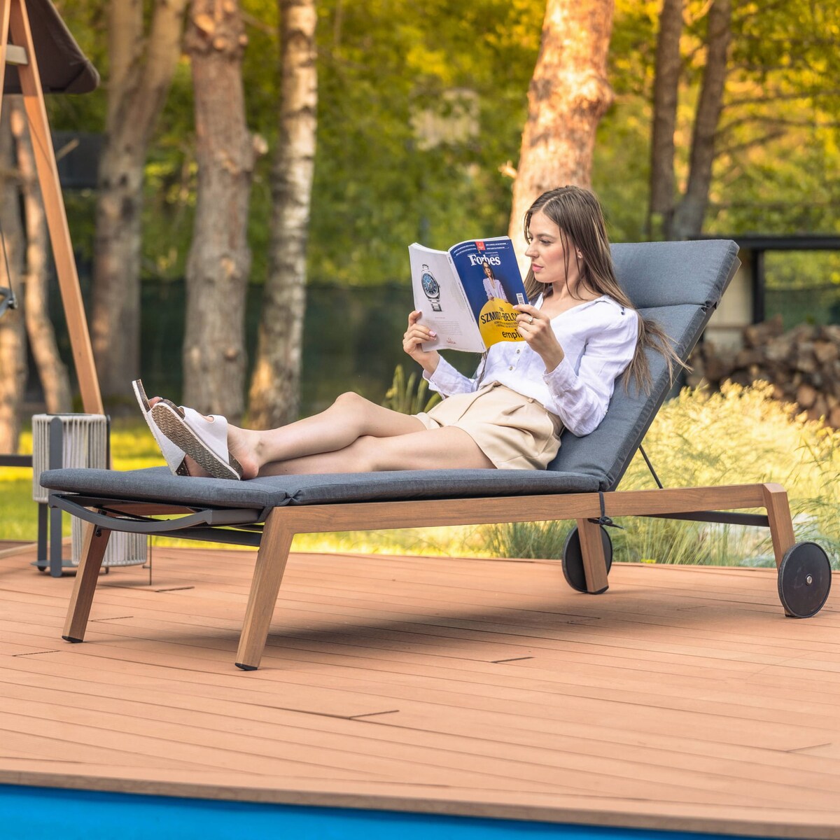 Leżak ogrodowy Duisburg szary, na kółkach