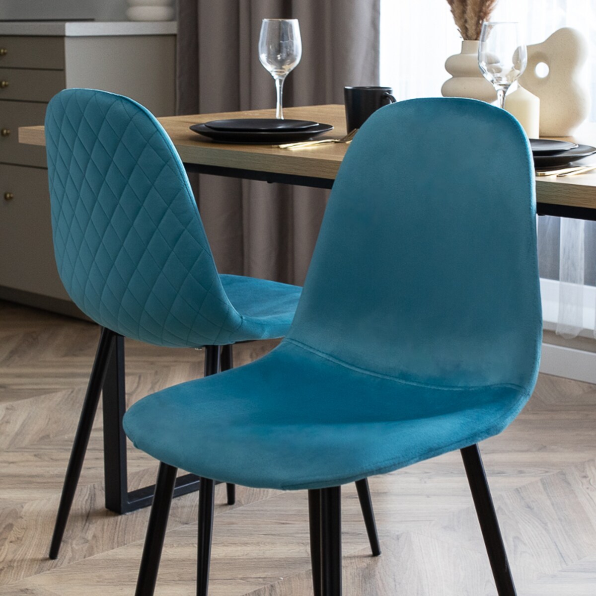 Krzesło tapicerowane turkusowe welur nowoczesne do salonu jadalni
