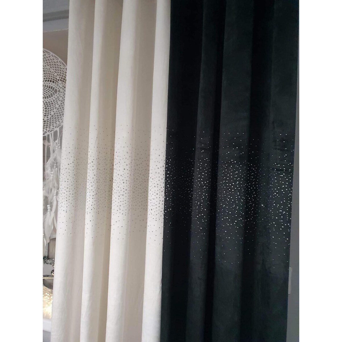 Zasłona welurowa "ALLUMINIUM" 140x250 KRYSZTAŁKI na przelotki czarny