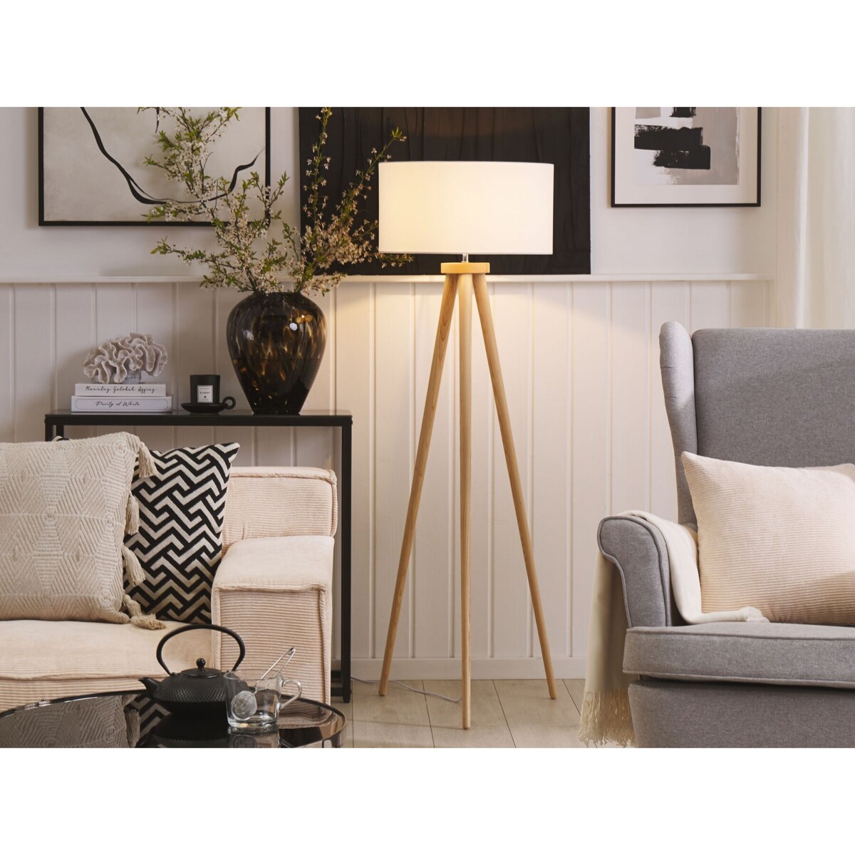 Lampa podłogowa drewniana biała NITRA