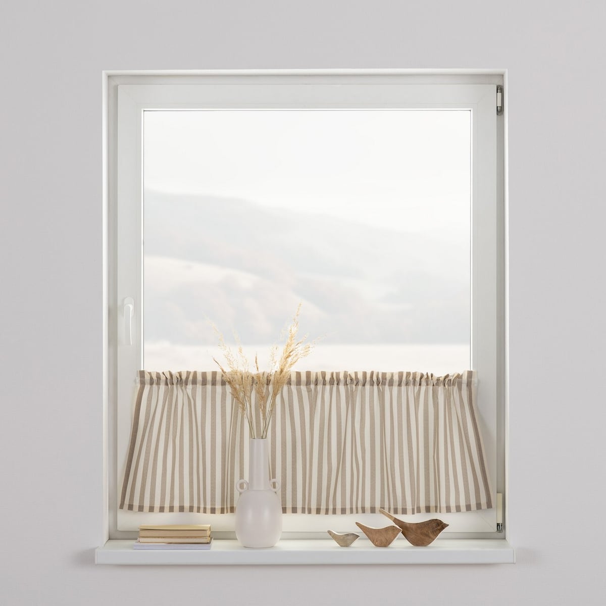 Zazdrostka prosta na metry 130x0 beżowo-białe pasy (1,5cm)