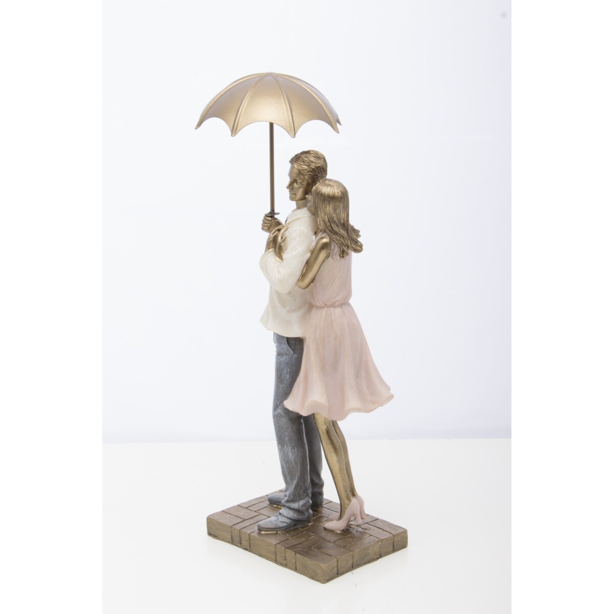 Dekoracja - figurka 30x12x8 cm PARA - stojąca pod parasolem