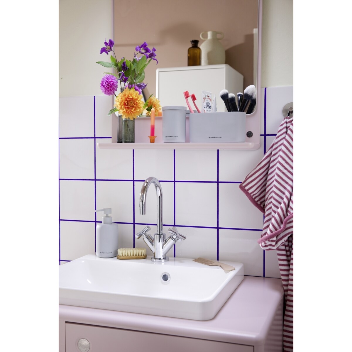 Organizer łazienkowy kubek dwukomorowy TOM TAILOR