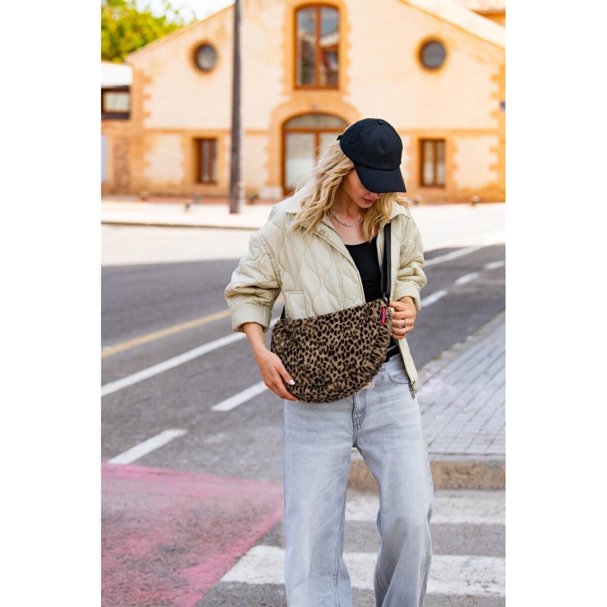 Torba MOONBAG S, leo fake fur