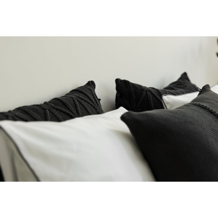 Poszewka brytyjska kwadratowa grafitowa, 50 x 50 cm, La Manta