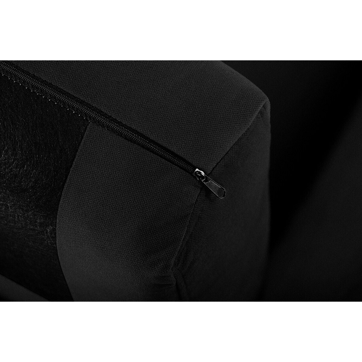 KONSIMO TAGIO Czarna skandynawska sofa 2-osobowa