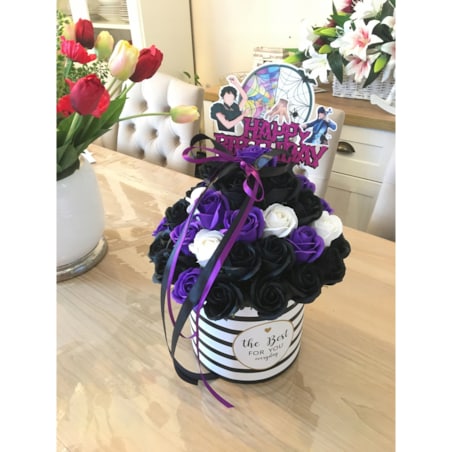 FLOWER BOX DUŻY kwiaty mydlane URODZINY z WEDNESDAY ADAMS prezent happy