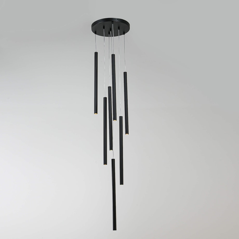Czarna lampa wisząca Lungo metalowe tuby nad stół do salonu