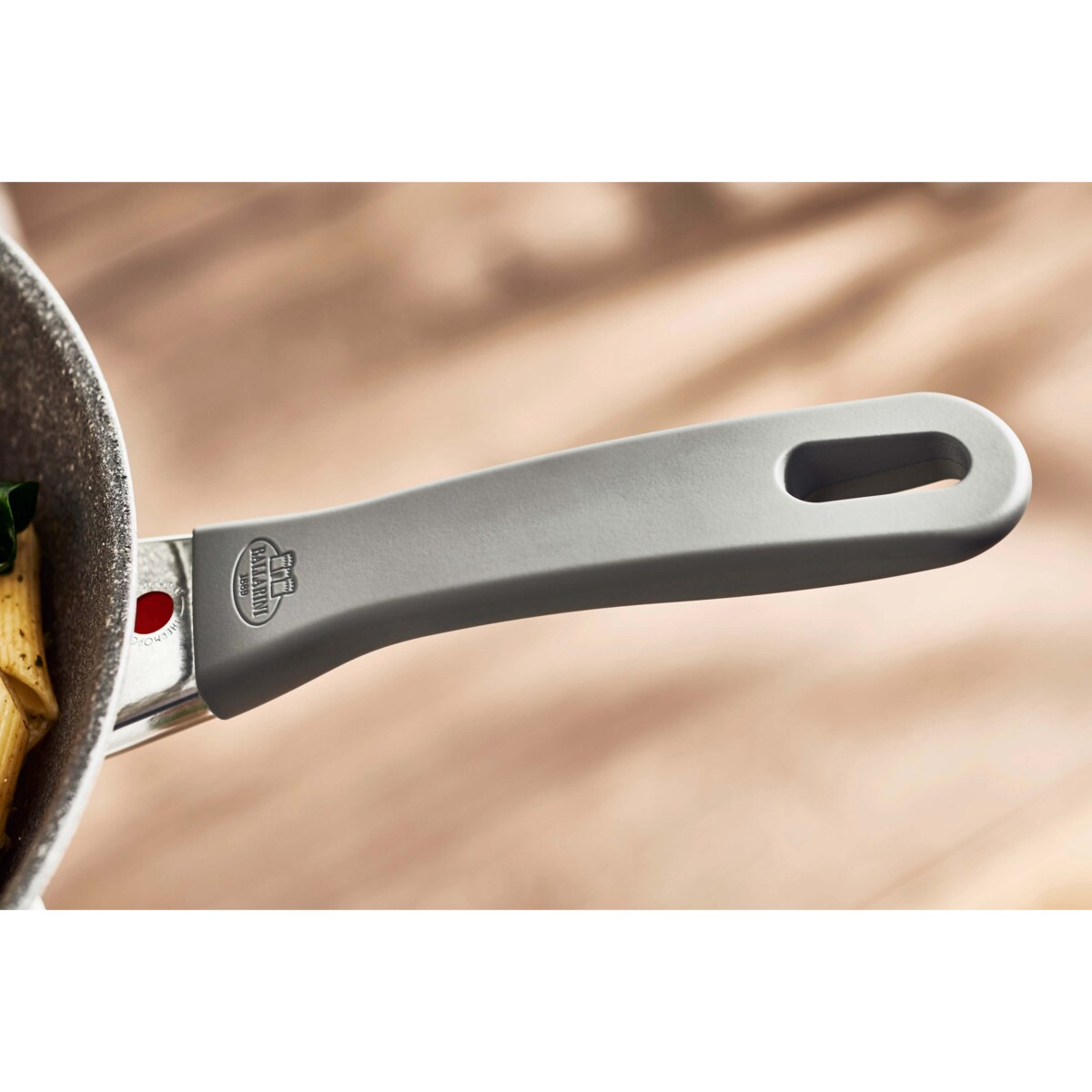 Granitowa patelnia sauté z 2 uchwytami Ballarini Murano - 28 cm