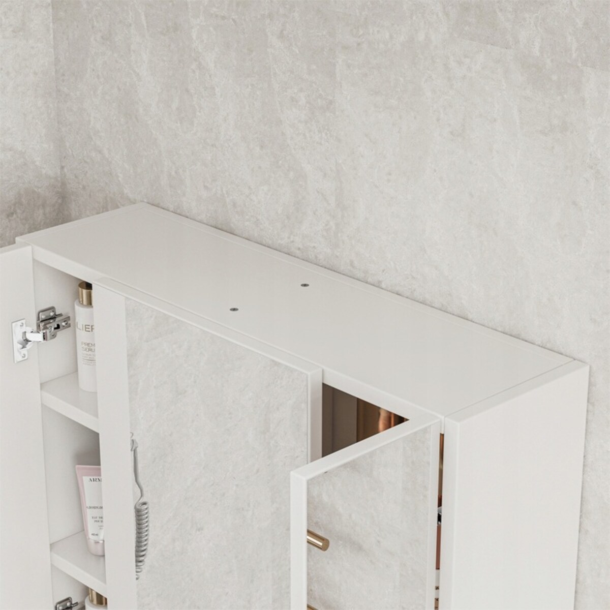 Wisząca szafka łazienkowa ścienna z trójdzielnym lustrem nowoczesna 60 cm