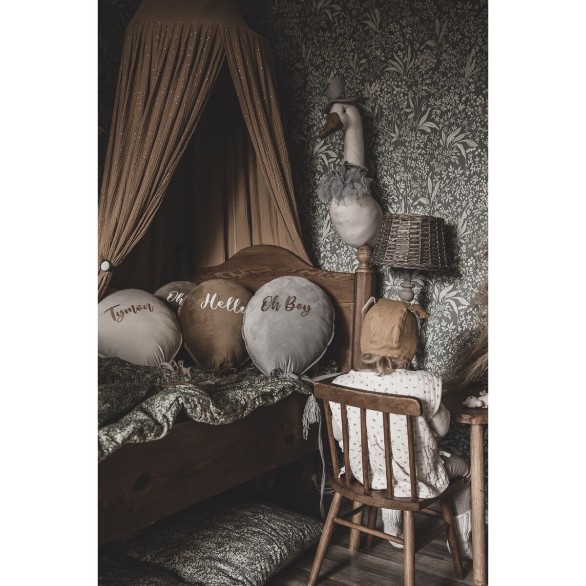 DECORATIVE BALLOON DELUX SILVER GREY - HELLO, GRAPHIT