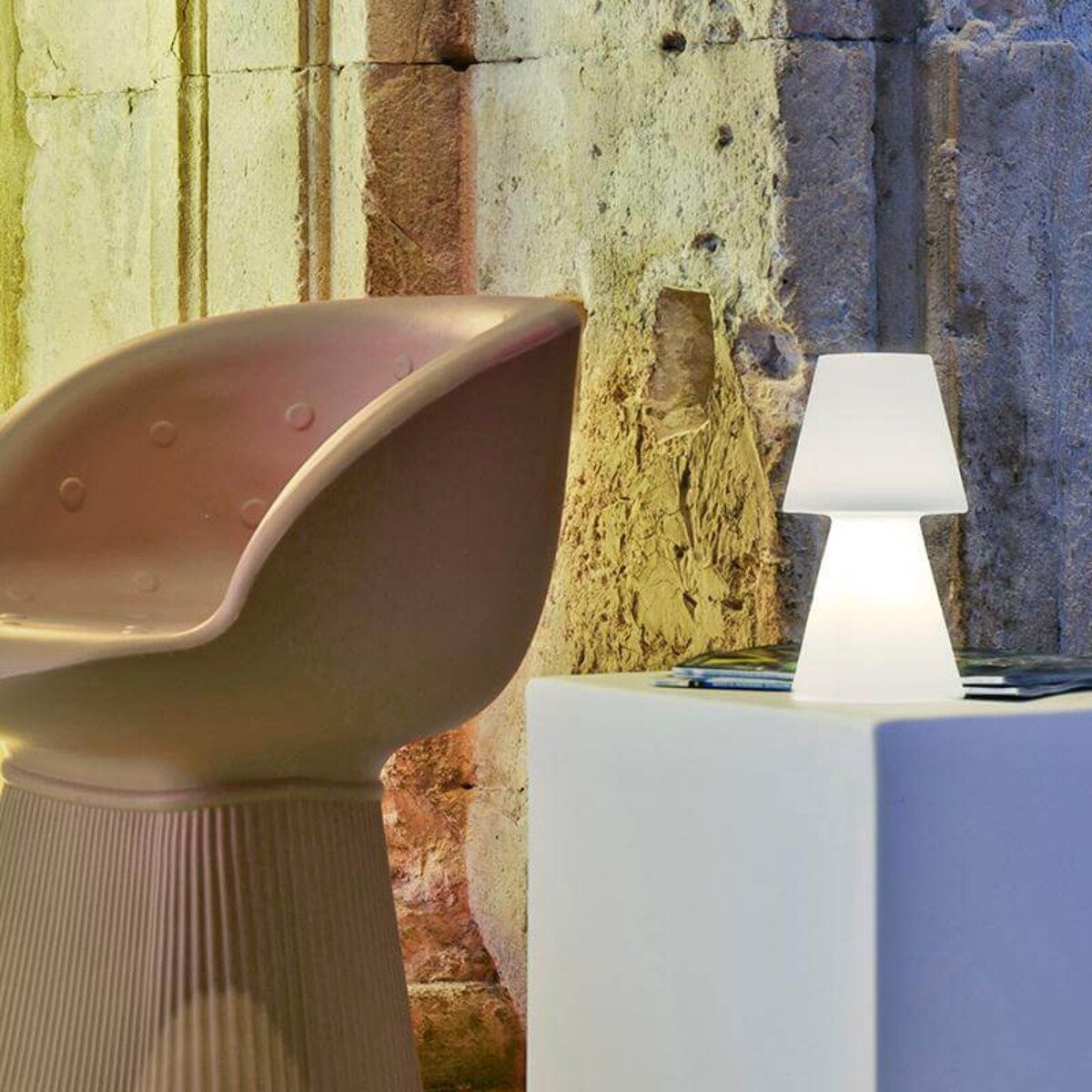 Lampka zewnętrzna stołowa Lola LUMLL045WLNW King Home LED 0,5W 6000K IP54 biała