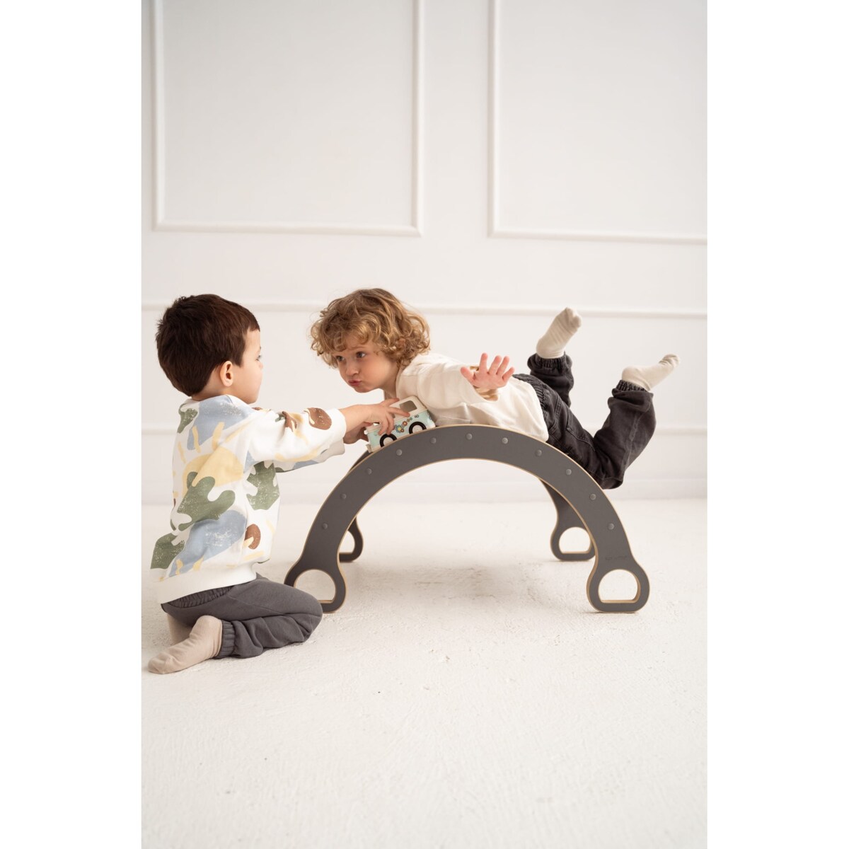 MAŁY bujak montessori - szary