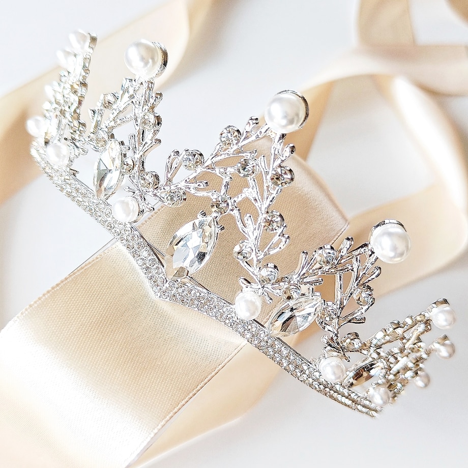 Elegancka korona tiara diadem z perłami kryształkami ŚLUBNA ozdoba na głowę