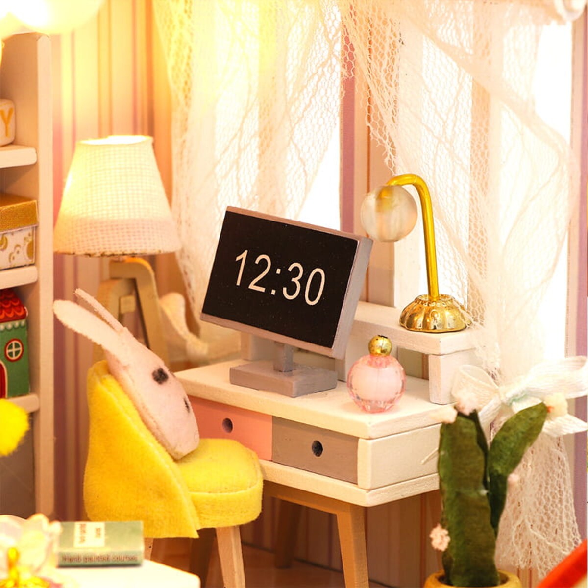 Miniaturowy domek - Między nami dziewczynami