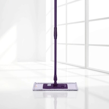 Mop płaski z mikrofibry z teleskopowym kijem Mery