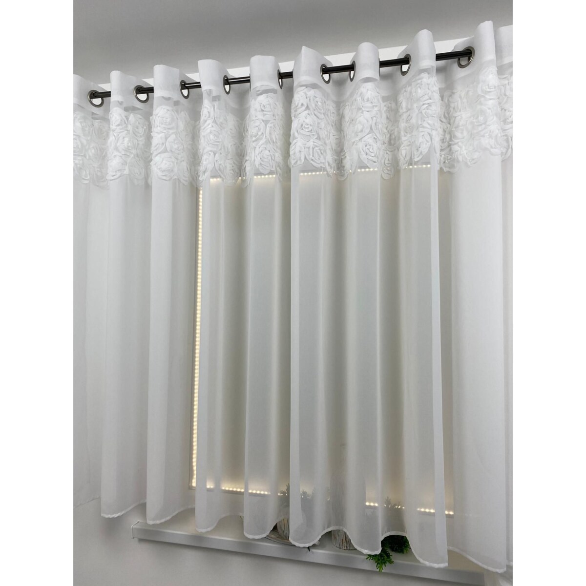 firana "rosalia" top róże 3d wyszywane biały | 400x140 przelotki