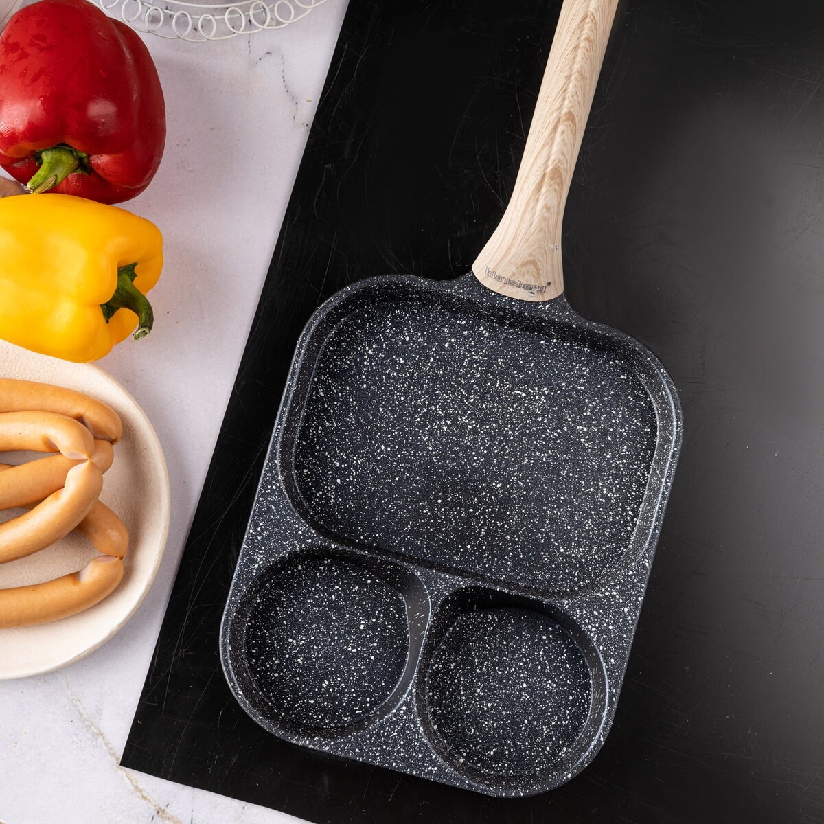 Patelnia marmurkowa 3 w 1 do jajek naleśników placków pancake 22x18cm CZARNA KLAUSBERG