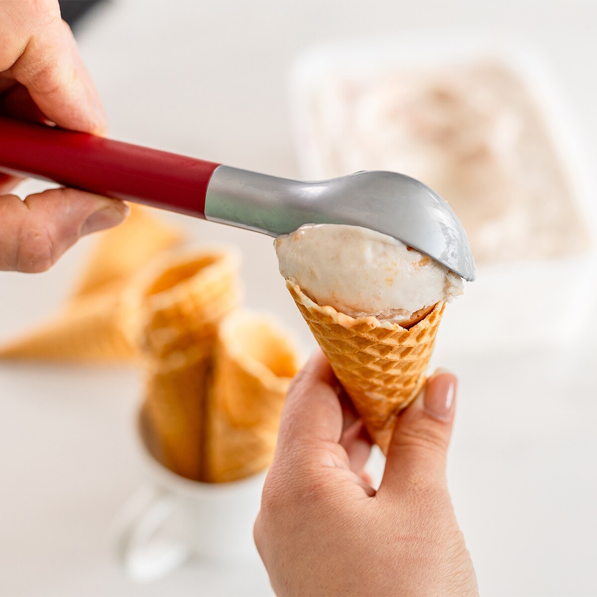 KitchenAid łyżka do lodów Empire Red