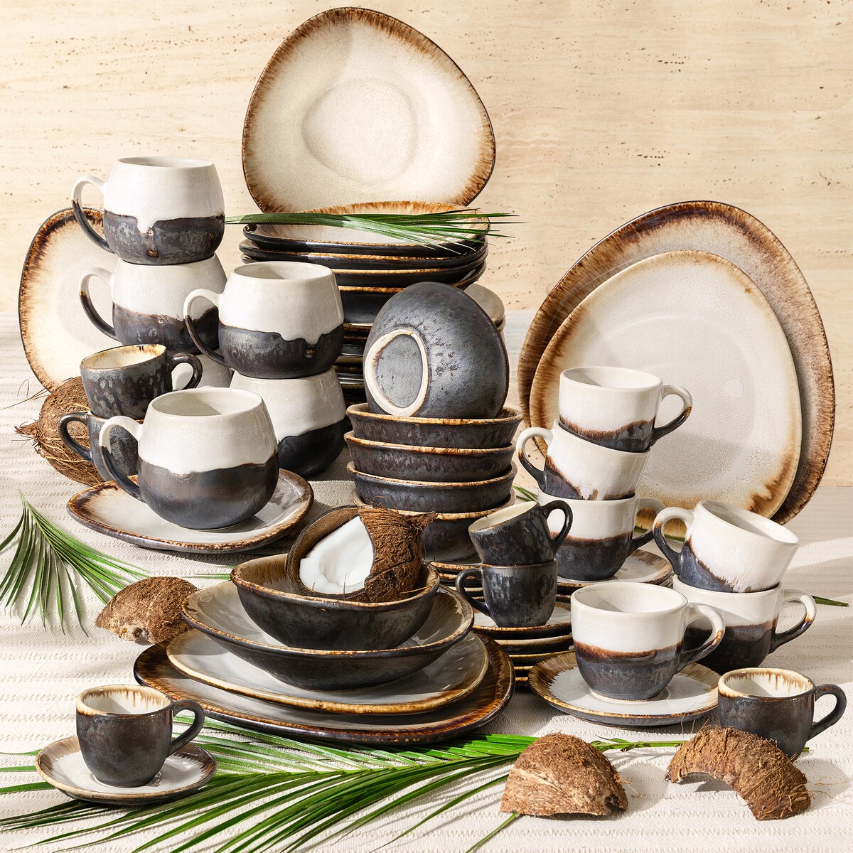 Konsimo PRIMA Zestaw obiadowo-śniadaniowo-kawowy 6 os. (60 el.), jasnobeżowy