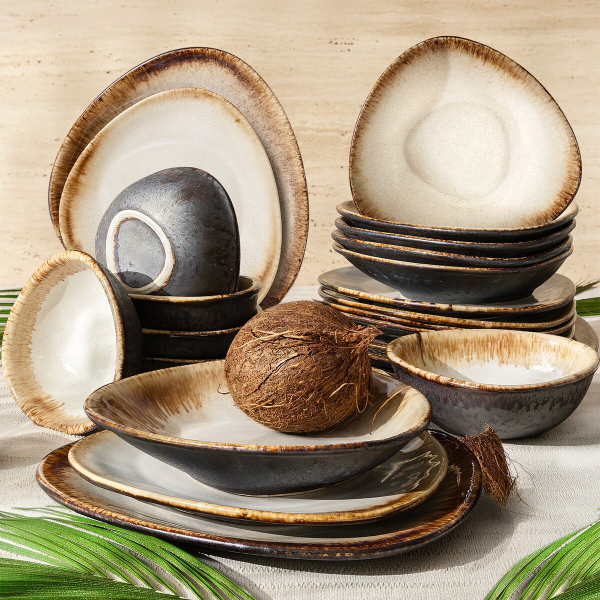 Konsimo PRIMA Zestaw obiadowy 6os. (24 el.), jasnobeżowy