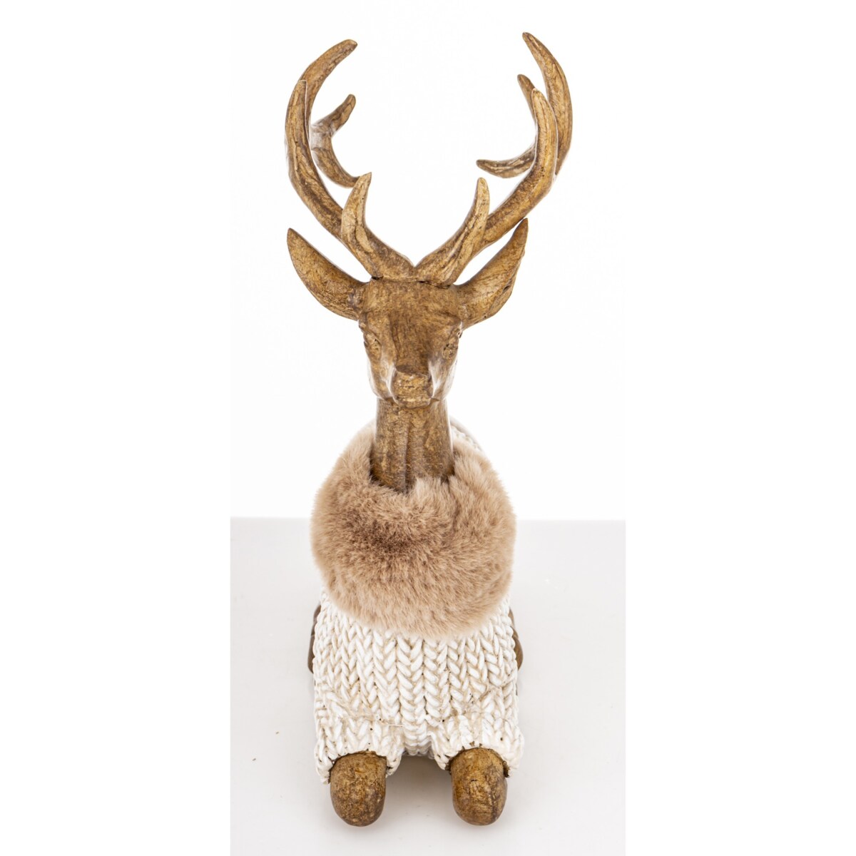 Figurka - leżący jeleń 20x17x8 cm HJORT brązowy w białym swetrze