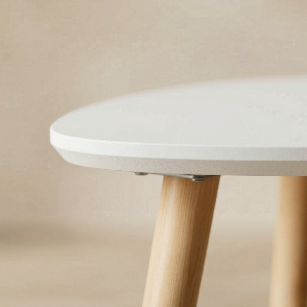 Zestaw 2 stolików kawowych BINI w różnych rozmiarach