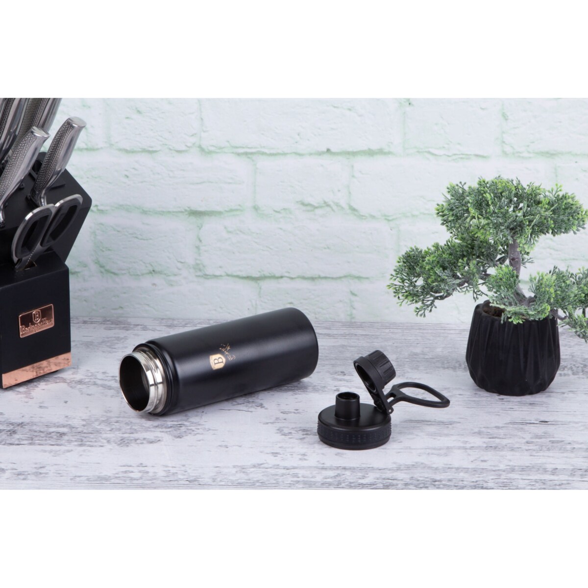 Sportowa butelka termiczna 540ml BERLINGER HAUS Black Rose