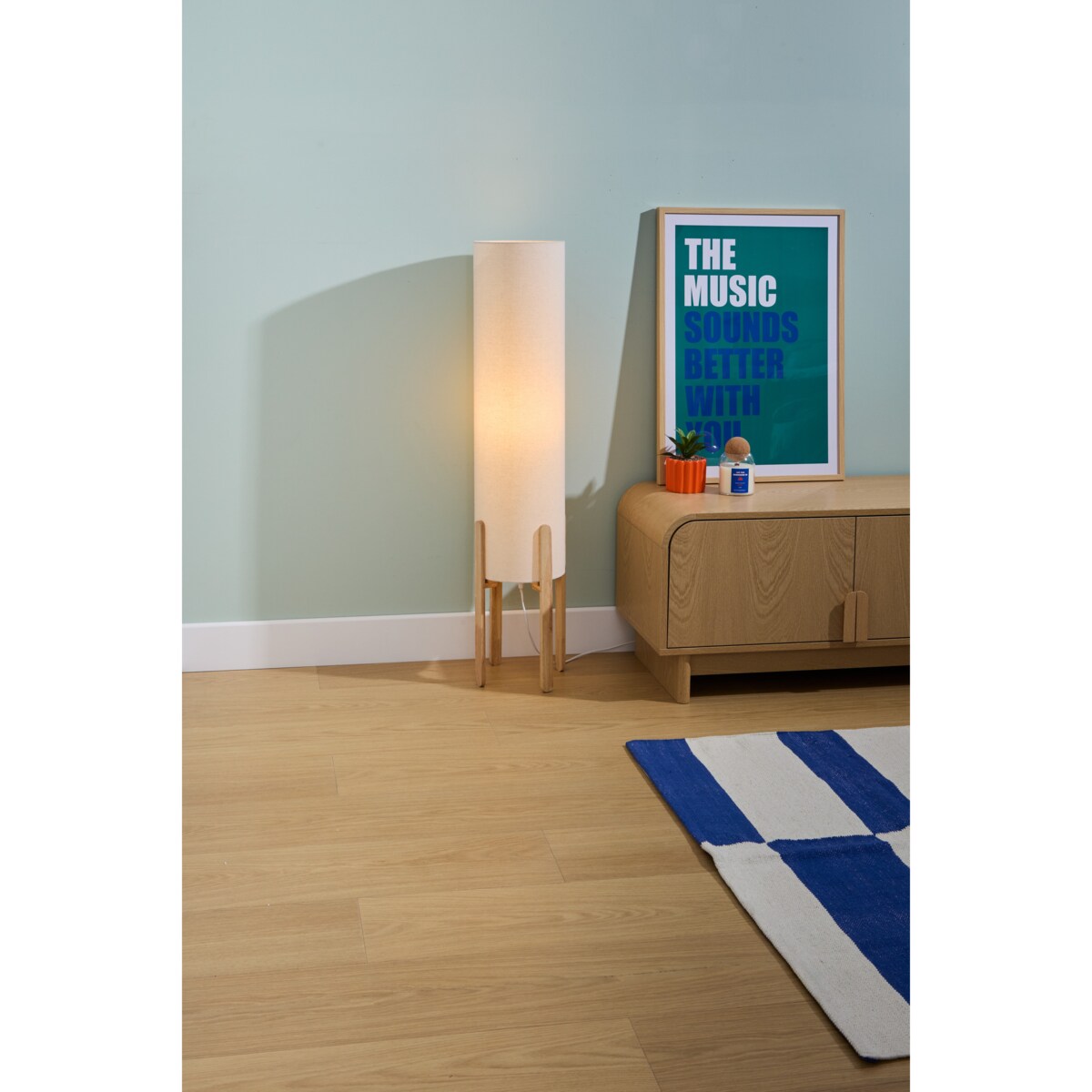 Lampa podłogowa tekstylny klosz RAFA drewniane nogi, Ø 24 x 107 cm