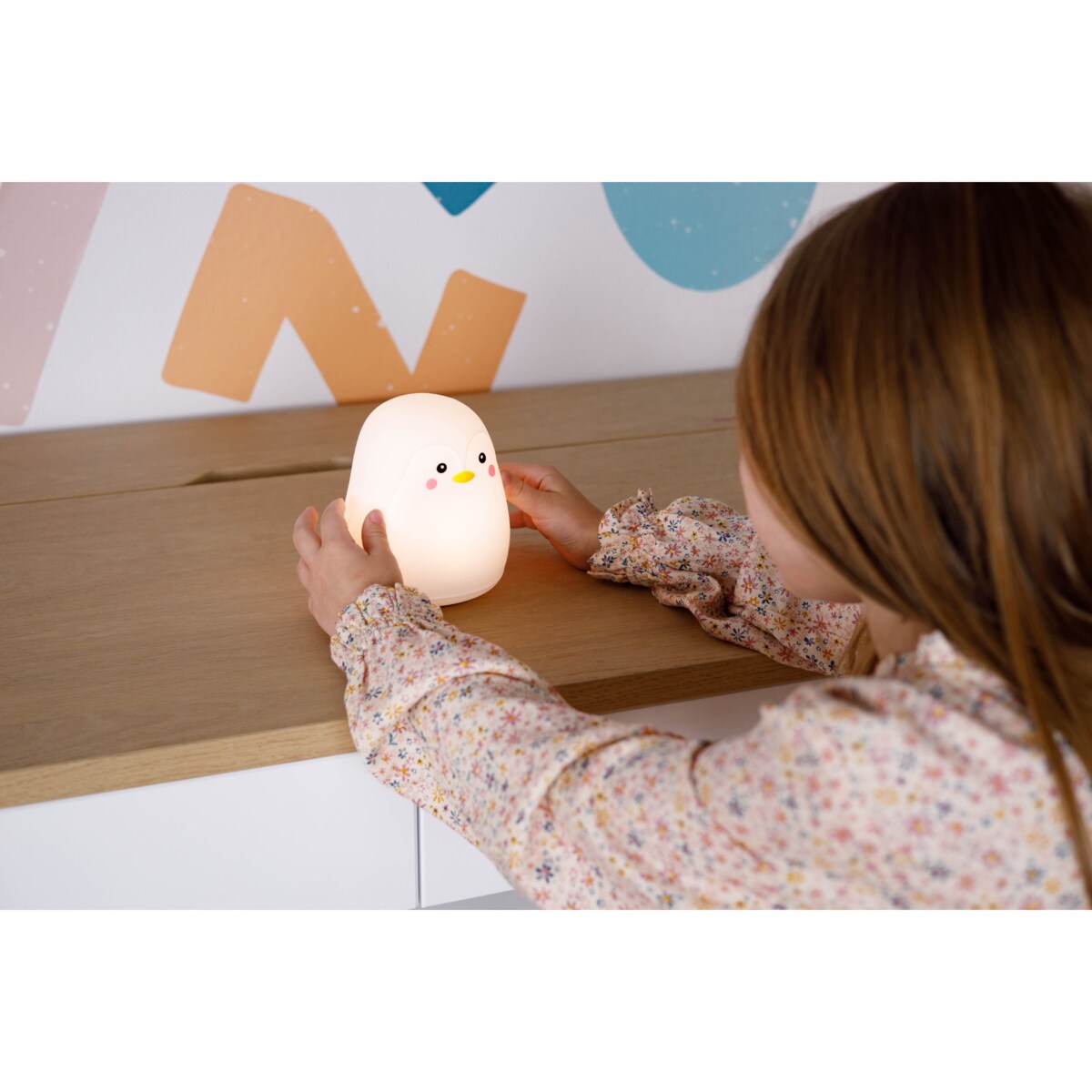 Innogio GIOpenguin silikonowa lampka nocna dotykowa dla dzieci LED 8 kolorów ładowana