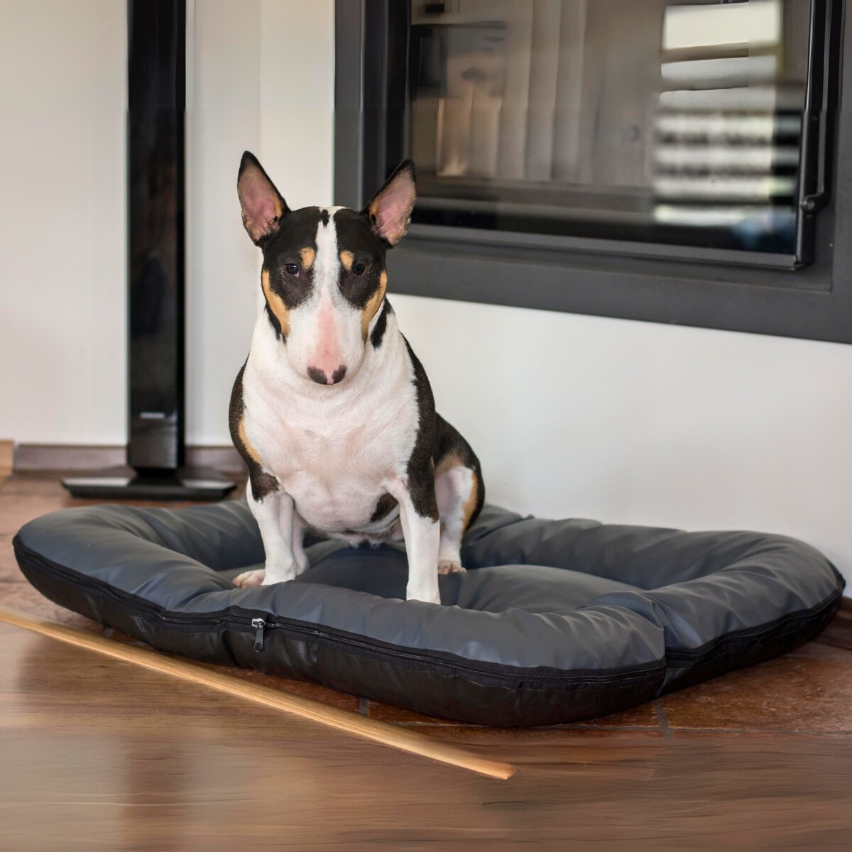 Legowisko Ponton dla psa z eko skóry ELLA, 110x90 cm, Grafit
