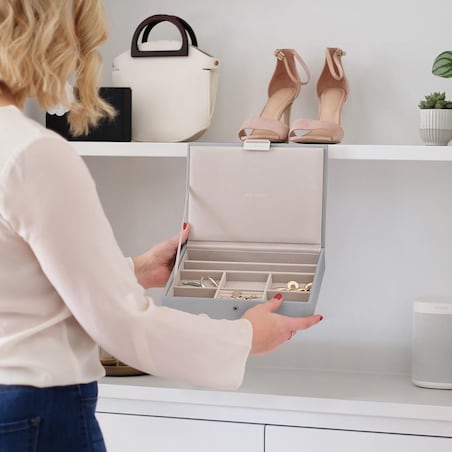 Szkatułka na biżuterię Stackers classic kamienna szarość z pokrywką