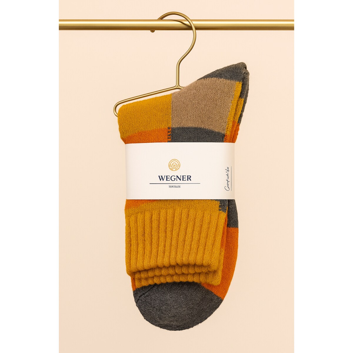 Wełniane skarpety w ciepłą kratę