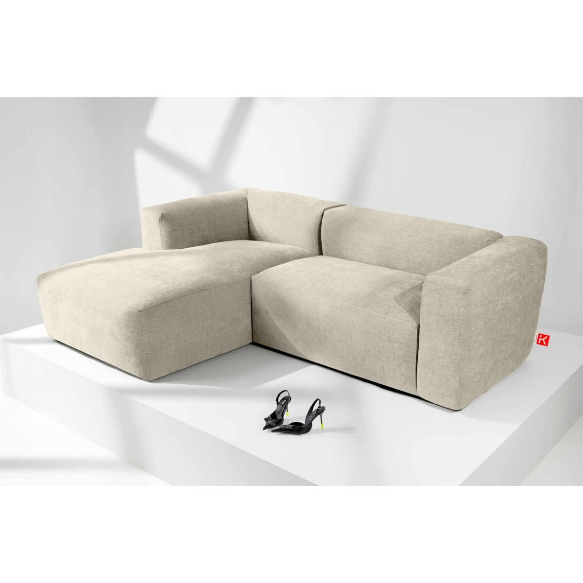 KONSIMO BUFFO Narożnik lewy 3/4-osobowy z wyjątkowo miękkim siedziskiem, kolor ecru