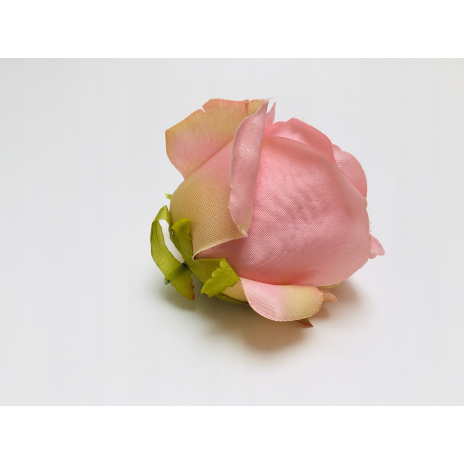 Róża sztuczna wyrobowa do wiązanek główka pąk kwiaty duża różowa stroika