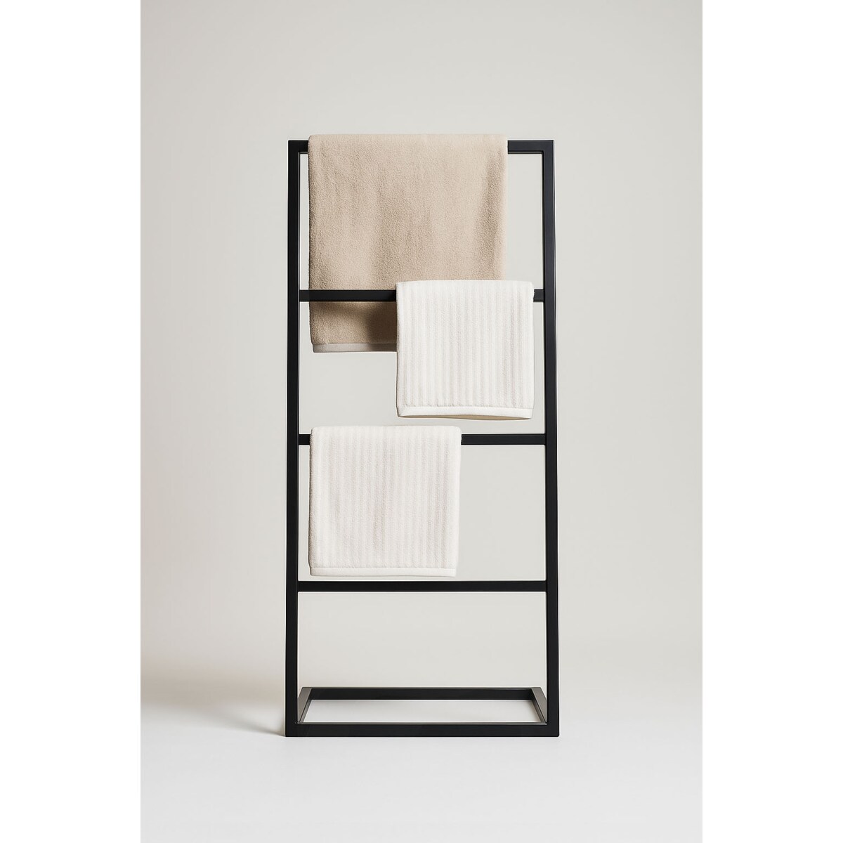 Meble dekoracyjne KS-41 WIESZAK TOWEL IV z serii KAJA HOME