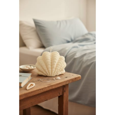Świeca dekoracyjna Coral – elegancka ozdoba do wnętrza