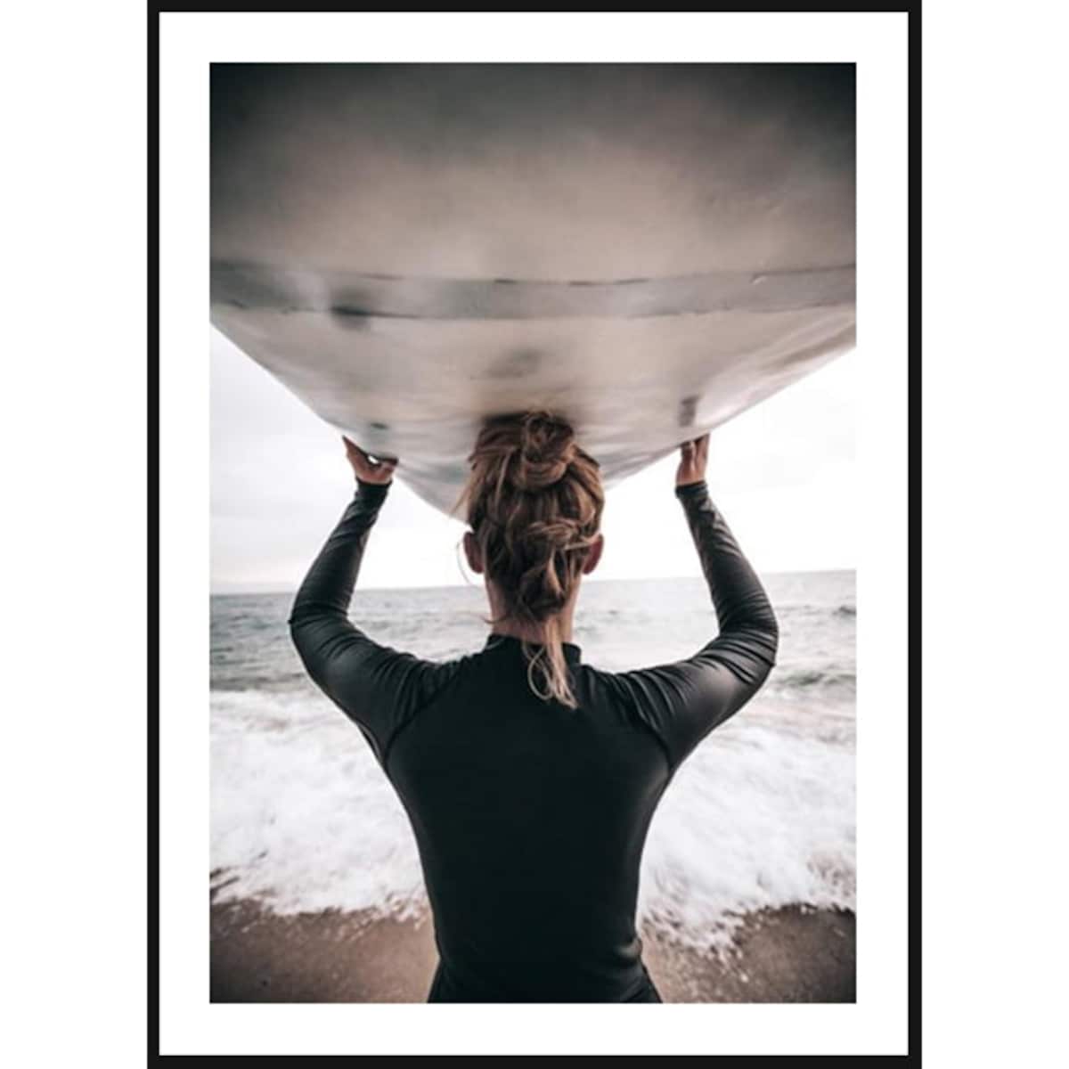 Poster Story, Plakat, Obraz - Kobieta z Deską Surfingową, wymiary 21 x 30 cm