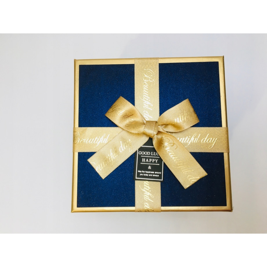 FLOWER BOX PACHNĄCE ZIELONE RÓŻE MYDLANE w pudełku GOTOWY PREZENT kobiet