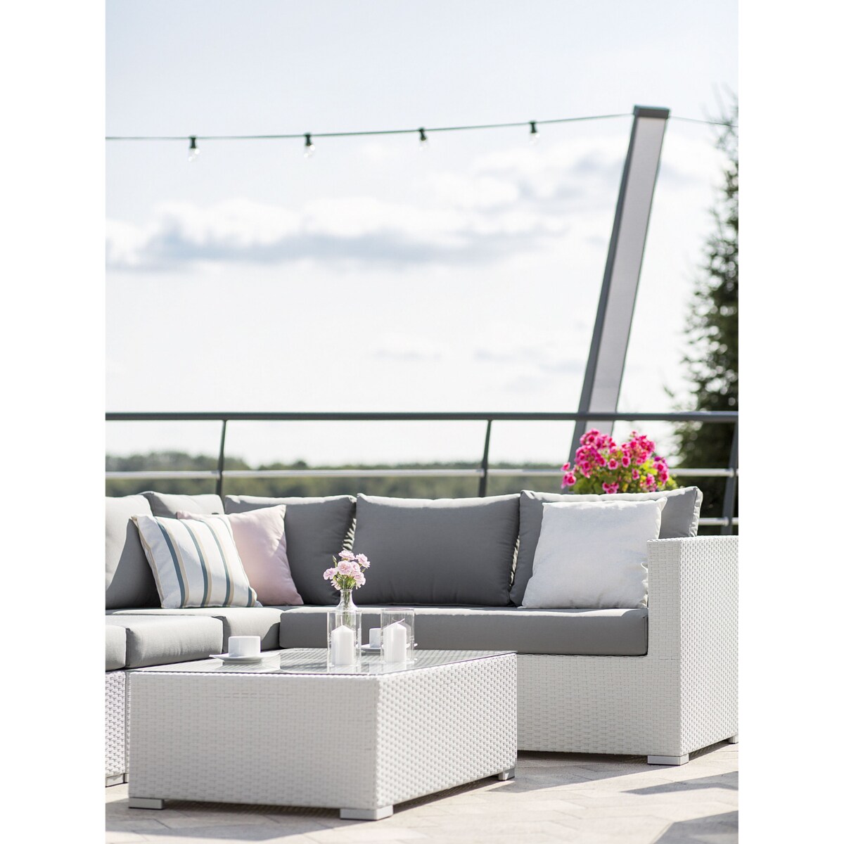 Zestaw ogrodowy z technorattanu 8-osobowy biały XXL