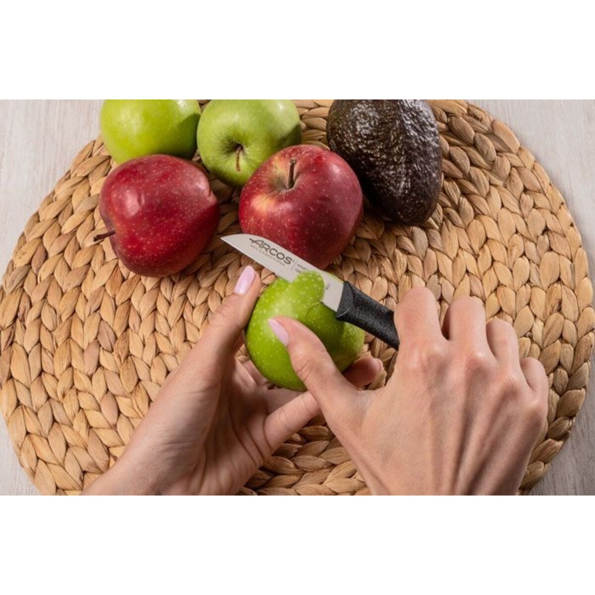 Nóż do obierania 80mm czarny NOVA