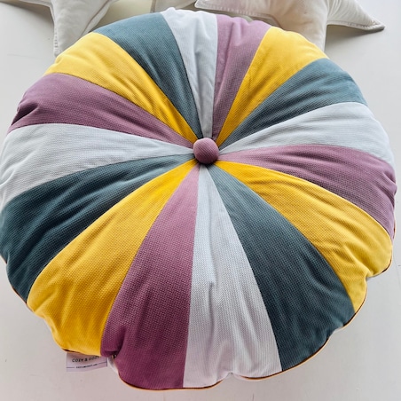 Pufa dla dzieci Rainbow Velvet patchworkowe siedzisko