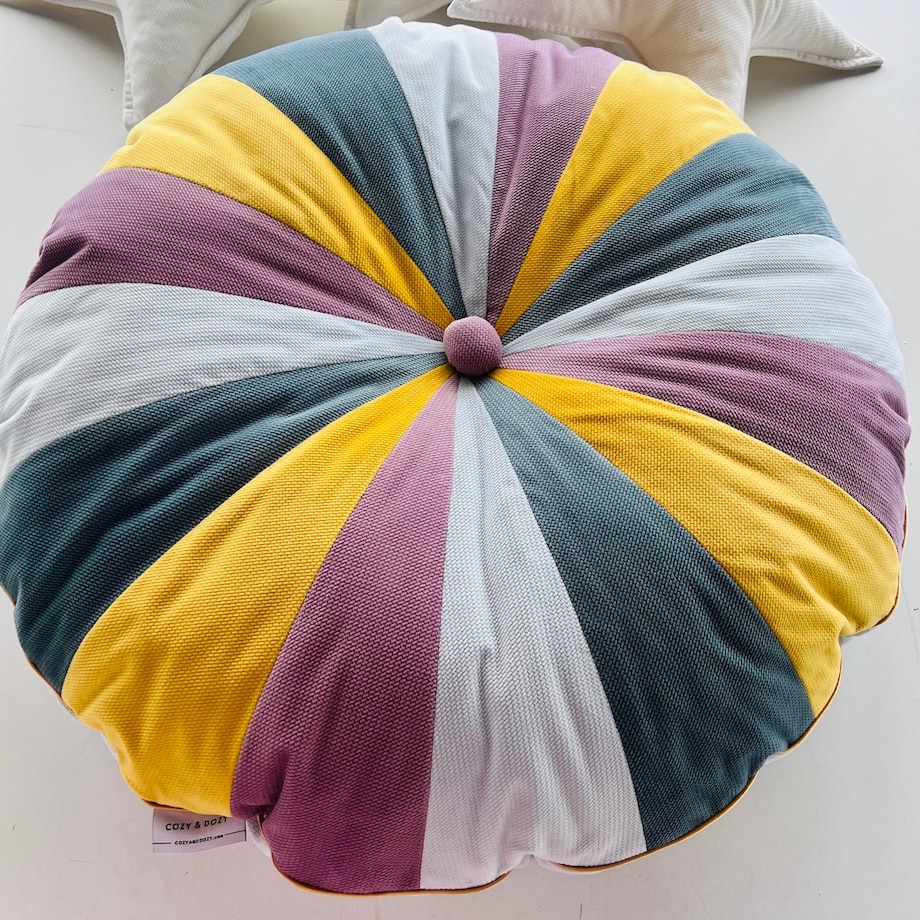 Pufa dla dzieci Rainbow Velvet patchworkowe siedzisko